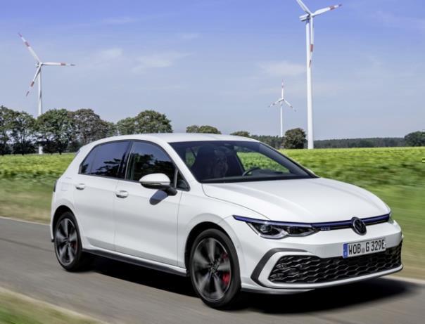 Golf GTE: Performance-Hybridantrieb erreicht mit 180 kW (245 PS) gleiches Leistungsniveau wie Golf GTI